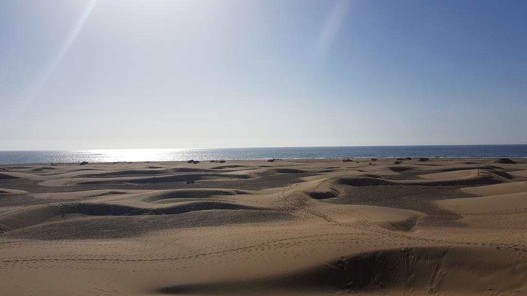 Huella Canaria Complejo Las Olas Playa del Ingles  Bagian luar foto